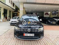 Cần bán Volkswagen Tiguan 2017 - Bán Volkswagen Tiguan sản xuất năm 2017, nhập khẩu nguyên chiếc còn mới