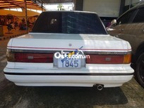 Cần bán xe Nissan Bluebird 1985 - Bán ô tô Nissan Bluebird năm sản xuất 1985, màu trắng, nhập khẩu nguyên chiếc giá cạnh tranh