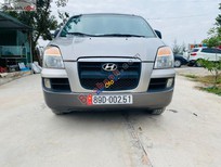 Hyundai Starex 2005 - Bán Hyundai Starex đời 2005, màu bạc