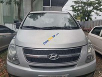 Bán Hyundai Trajet 2009 - Cần bán lại xe Hyundai Trajet 2009, màu bạc, xe nhập