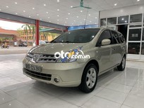 Cần bán xe Nissan Grand livina 2011 - Cần bán Nissan Grand Livina năm 2011 màu ghi vàng, 265 triệu