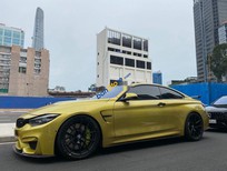 Bán xe oto BMW M4   2017 - Bán ô tô BMW M4 đời 2017, màu vàng, xe nhập còn mới