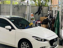 Mazda 3 2018 - Cần bán xe Mazda 3 đời 2018, màu trắng, nhập khẩu nguyên chiếc xe gia đình, 550 triệu
