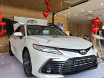 Cần bán Toyota Camry 2021 - Bán Toyota Camry 2.0G năm 2021 ưu đãi lớn T12, sẵn xe giao ngay, trang bị nhiều tính năng hiện đại