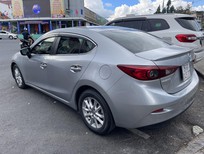 Mazda 3 1.5AT mua mới T11/2018 màu xám bạc xe đẹp như mới