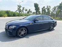 Cần bán Mercedes-Benz E300 2019 - Mới lăn bánh 16.000km