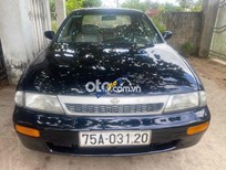 Nissan Bluebird 1993 - Màu đen