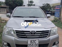 Cần bán Toyota Hilux 2014 - Màu bạc, xe nhập, giá 440tr