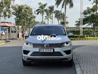 Bán Volkswagen Touareg 2017 - 1 chủ từ đầu siêu mới