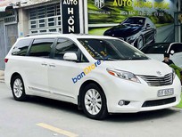 Cần bán Toyota Sienna 2015 - Màu trắng, nhập khẩu