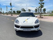 Bán xe oto Porsche Cayenne 2012 - Màu trắng, nhập khẩu nguyên chiếc