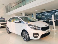 Kia Rondo 2022 - Xe màu trắng