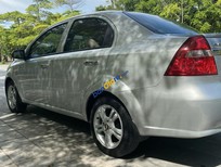 Bán xe oto Chevrolet Aveo 2017 - Xe màu bạc, số sàn
