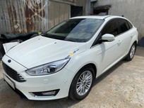 Bán xe oto Ford Focus 2020 - Cần bán lại xe giá 580tr