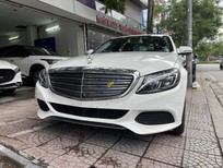 Bán xe oto Mercedes-Benz C 250 2018 - Xe màu trắng