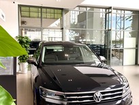 Bán xe oto Volkswagen Tiguan Allspace 2022 - Ưu đãi ngay 200tr, SUV 7 chỗ xe nhập, GIAO NGAY TOÀN QUỐC