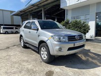 Toyota Fortuner 2009 - Màu bạc