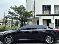 Kia K7 2017 - Cần bán xe màu đen