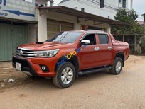 Cần bán Toyota Hilux 2015 - Xe còn rất đẹp, máy zin