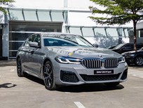 Bán xe oto BMW 530i 2022 - [Sắm xế sang - Đón tết xịn] Giao xe ngay + nhận full bộ quà tặng + PK cao cấp. LH hotline nhận báo giá tốt nhất HCM