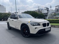 Cần bán xe BMW X1 2011 - Màu trắng kem loại full đồ chơi nhà mua mới, một đời trùm mền ít đi xe vào rất nhiều đồ chơi