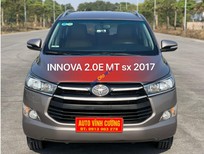Cần bán Toyota Innova 2017 - Cần bán lại xe gia đình giá tốt