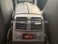 Mercedes-Benz E400 2014 - Trắng, nội thất đen