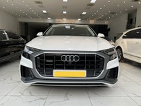 Audi Q8 2021 - Bán chiếc xe Audi Q8 Màu Trắng Nội Thất nâu Da Bò xe sản xuất năm 2021 đẹp như xe mới, lăn bánh 8000Km