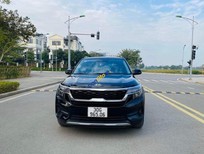 Cần bán Kia Seltos 2021 - Bán xe chạy 3 vạn km