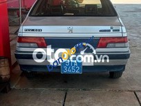 Bán xe oto Peugeot 405 Cần bán xe  hoạt động tốt đăng kiểm dài 1990 - Cần bán xe Peugeot hoạt động tốt đăng kiểm dài