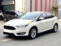Bán xe oto Ford Focus 2019 - Màu trắng giá ưu đãi