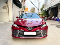 Toyota Camry 2019 - Màu đỏ, nhập khẩu nguyên chiếc