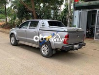 Cần bán Toyota Hilux   2014 đăng ký 2015 xe gia đình đang đi 2014 - toyota hilux 2014 đăng ký 2015 xe gia đình đang đi