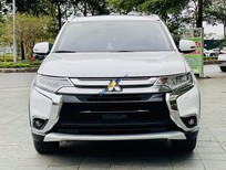 Mitsubishi Outlander 2018 - Máy móc keo chỉ zin tuyệt đối