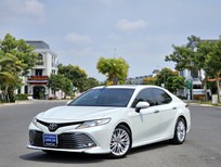 Cần bán Toyota Camry 2021 - Đi lướt 18.000 km