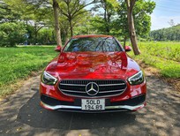 Mercedes-Benz E 2023 - BÁN MERCEDES-BENZ E180 V1 2023, MÀU ĐỎ DUY NHẤT