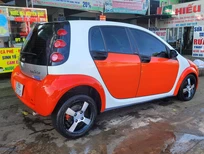 Cần bán xe Smart Forfour 1.3AT 2004 - Cần bán gấp Smart Forfour 1.3AT đời 2004, hai màu, xe nhập