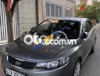 Cần bán xe Kia Forte màu xám 2012 - màu xám