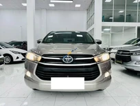 Cần bán xe Toyota Innova 2018 - màu vàng đồng, số tay, BSTP, cực đẹp mới, zin 100%