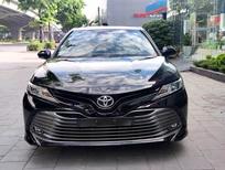 Bán xe oto Toyota Camry 2.0G 2020 - Bán xe Toyota Camry 2.0G đời 2020, màu đen, nhập khẩu Thái Lan