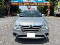 Toyota Innova 2.0E 2014 - Bán ô tô Toyota Innova 2.0E 2014, màu bạc