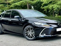 Bán xe oto Toyota Camry 2.5Q 2023 - Bán xe Toyota Camry 2.5Q 2023, màu đen, nhập khẩu