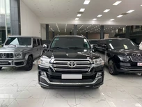 Bán xe oto Toyota Land Cruiser 4.6 V8 2019 - Bán Toyota Land Cruiser 4.6 V8, sản xuất 2019, lăn bánh hơn 6 vạn Km.