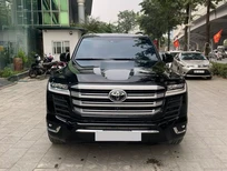 Bán Toyota Land Cruiser LC300 2022 - Bán Land Cruiser LC300 sản xuất 2022, lăn bánh cực ít, xe cực mới.