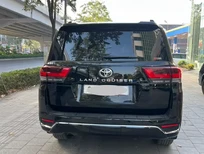 Cần bán Toyota Land Cruiser LC300 2022 - Bán xe Toyota Land Cruiser LC300 Đen nội thất kem xe sản xuất 2022 một chủ đăng ký từ đầu. Cam kết xe đẹp không đâm đụng