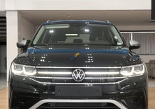 Volkswagen Tiguan 2022 - Xe màu đen, xe nhập