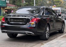 Mercedes-Benz E200 2020 - Màu đen
