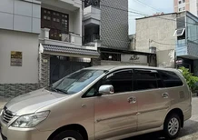 Toyota Innova 2013 - Bán xe Toyota innova 2.0E MT - 2013 - Giá 295 triệu .