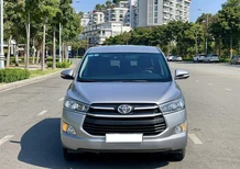 Toyota Innova 2.0G 2017 - Cần bán lại xe Toyota Innova 2.0G 2017, màu bạc