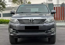 Toyota Fortuner 2.7V 4x4 AT 2015 - Cần bán xe Toyota Fortuner 2.7V 4x4 AT 2015, màu xám